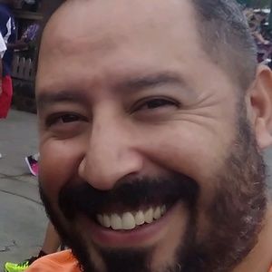 Meet your Posher, Eduardo